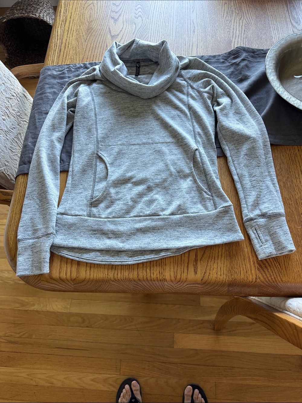 Kuhl Cozy Light Gray Cowl-Neck Pullover Sweater